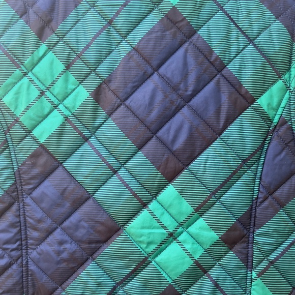 Puffer Plaid Vest - Picture 8 of 12